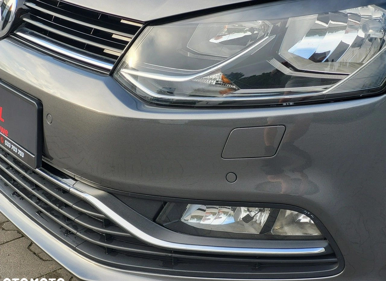 Volkswagen Polo cena 41700 przebieg: 107668, rok produkcji 2015 z Sopot małe 781